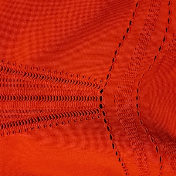 Tight stretchy top - Picture 3 of 4